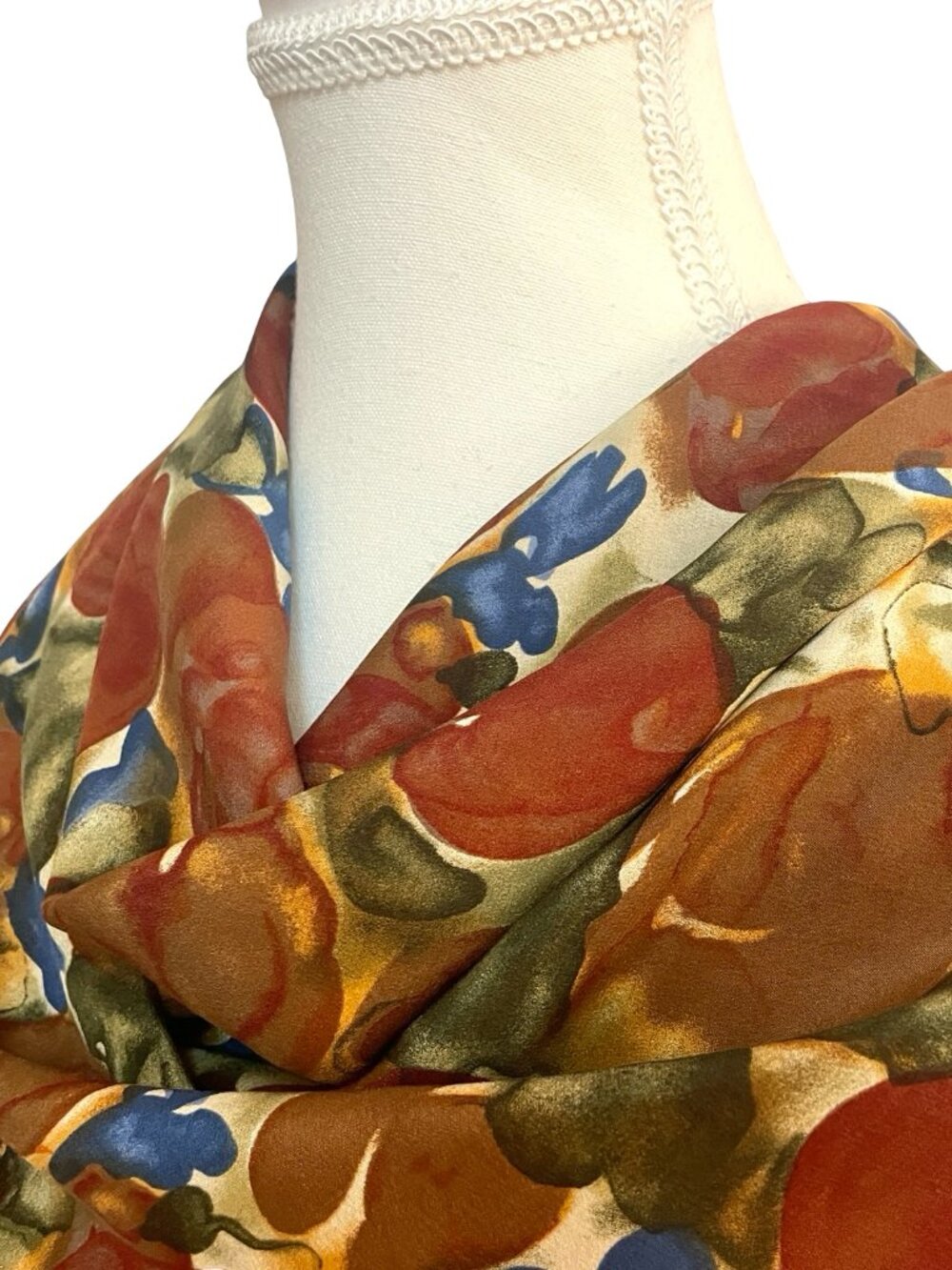 Tie Rack Vintage Floral Silk Square Scarf, 100% Silk, Made in Japan, 30 x 30, Ar - Picture 4 of 10